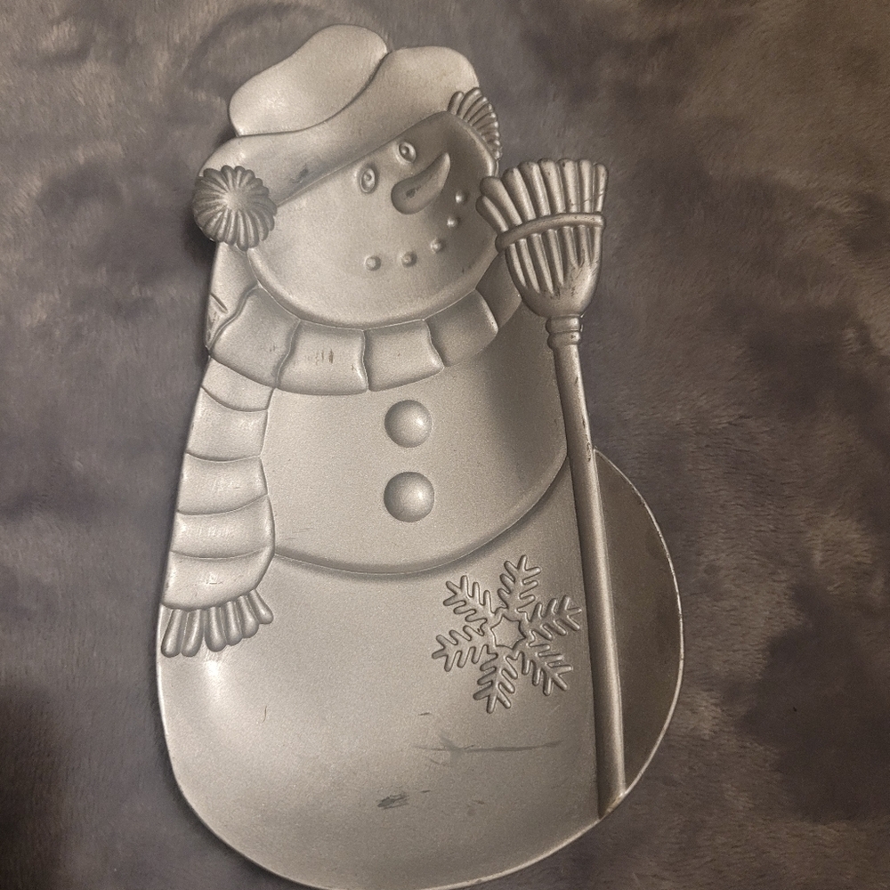 Vintage Pewter Snowman Decorative Plate